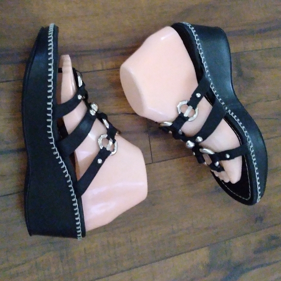 Stuart Weitzman - Black & Silver Grommet Platforms - Picture 3 of 5